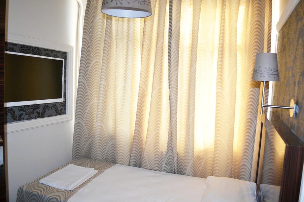 Venus Hotel Taksim Κωνσταντινούπολη Δωμάτιο φωτογραφία